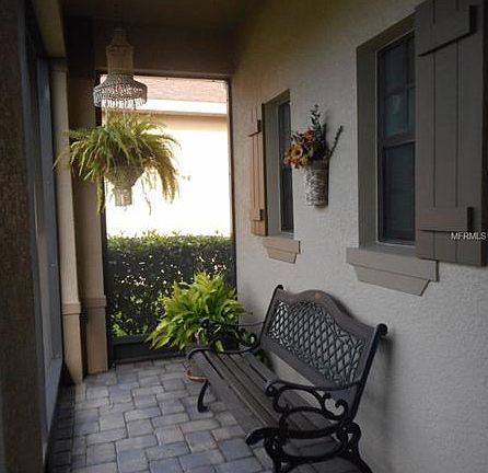5th image of 571 Monterey St