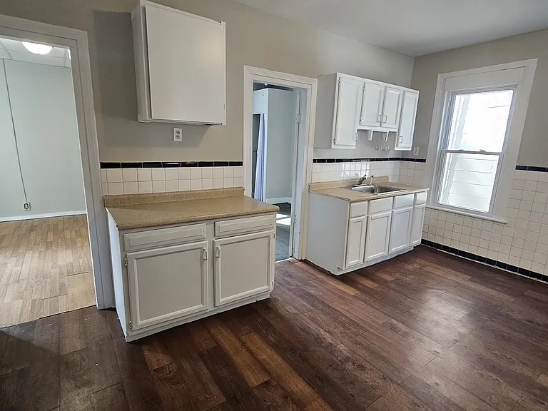 32 Bright St #1A — Photo 4