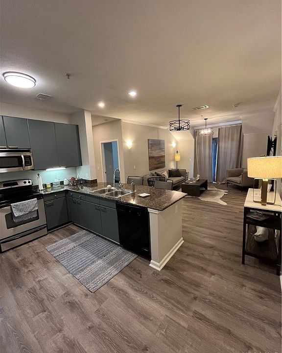 1st image of 1901 5th Ave E Unit 2303