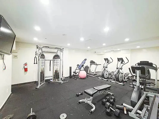 Rented by Metropolitan Property Group | media 27