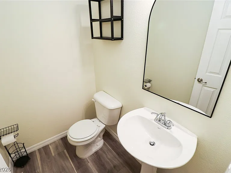 1510 Plaza Centre Dr #105 — Photo 11