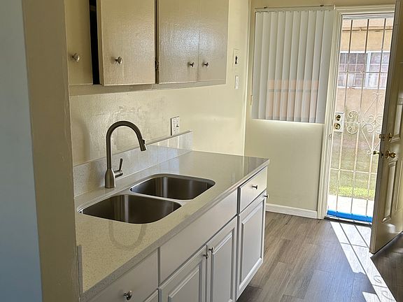 3rd image of 9912 Belfast Dr APT 2