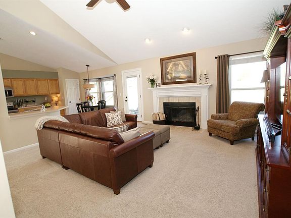 5th image of 1702 Riverwood Trl