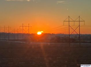 9003 Alexandra Rd, Omaha, NE 68157