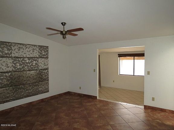 3rd image of 1530 W Liddell Dr
