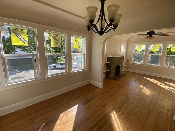 3rd image of 4702 N 31st STREET