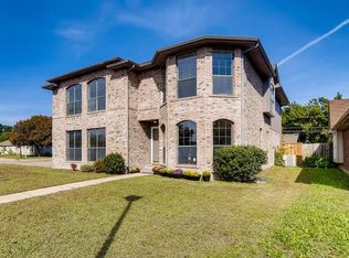 6109 Cypress Dr, Rowlett, TX 75089