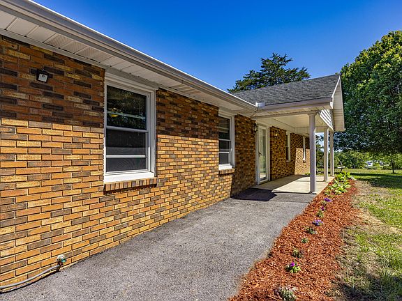 4th image of 2335 Liberty Rd
