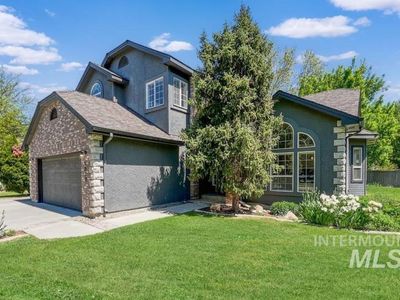 5572 N Eddy Pl, Garden City, ID, 83714