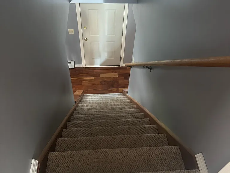 Clearview Ave — Photo 10