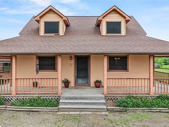 4th image of 13180 Clover Ln