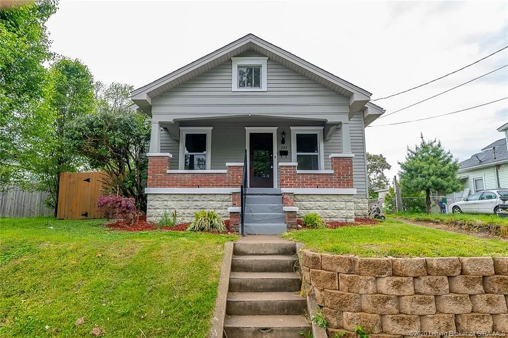 243 Clay St photo 1