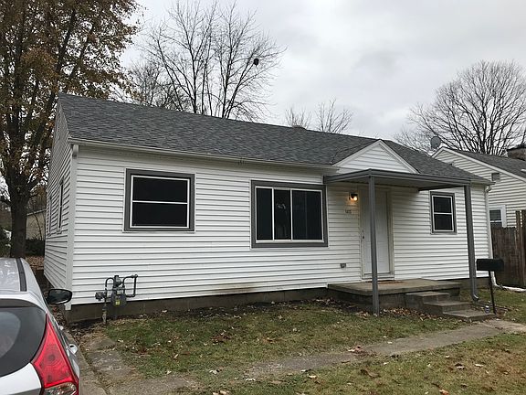 5th image of 1423 Logan Ave