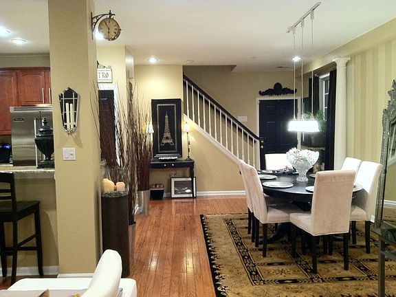 Mainspace diningroom 12 x 14