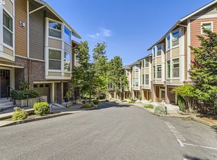 4256 S Corbett Ave, Portland, OR 97239