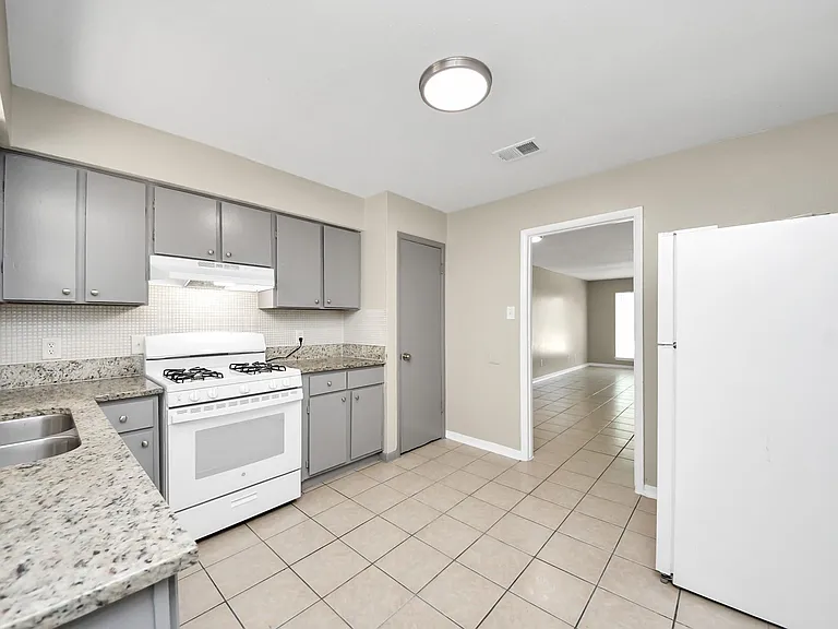1736 Crestdale Dr #8 — Photo 12