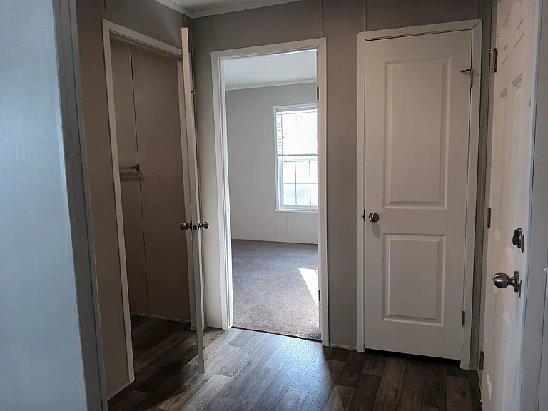 Linden Place — Photo 27