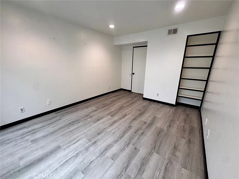 1159 Tivoli Ln — Photo 13