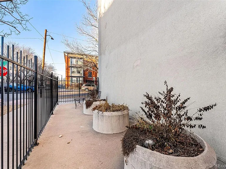 1390 N Emerson St #508 — Photo 34