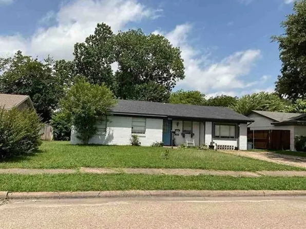 1333 Eastside Dr, Mesquite, TX 75149