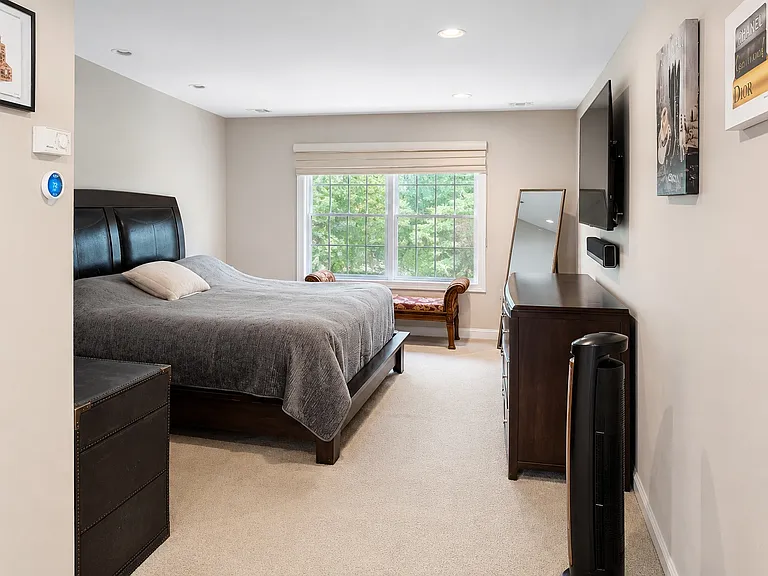 28 Camlet Ct — Photo 10
