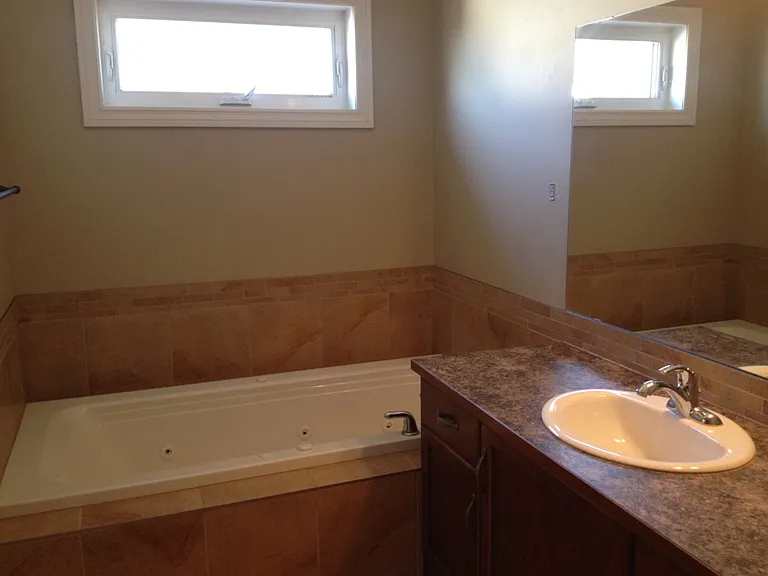 600 Carriage Lane Pl #602 — Photo 4