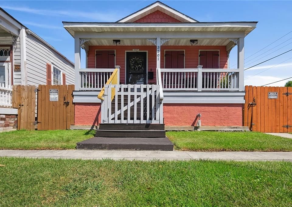 1st image of 3501 Magnolia St