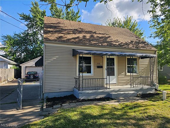2nd image of 2532 E 38th St