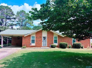 108 Lucille Dr SW, Decatur, AL 35603