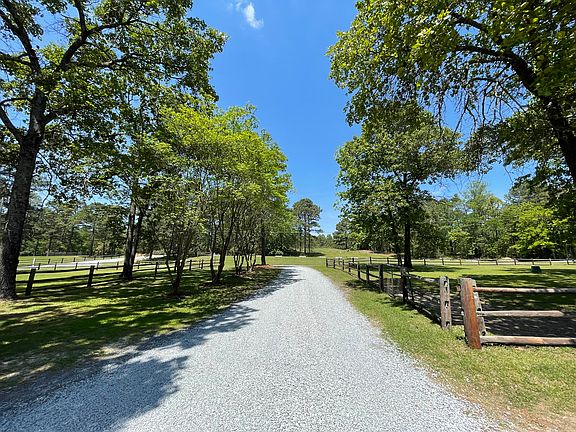 5th image of 358 Yadkin Run Ln