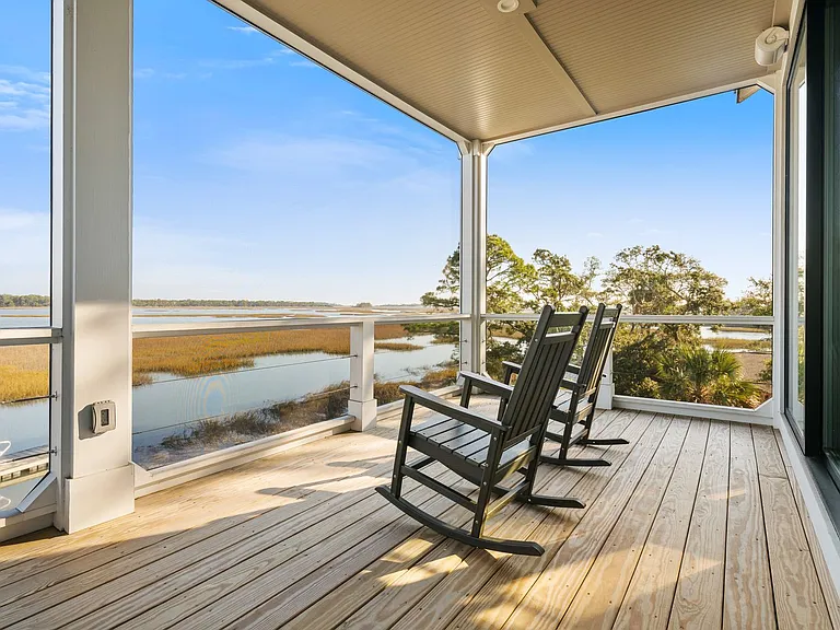 1532 Oak Island Dr — Photo 68