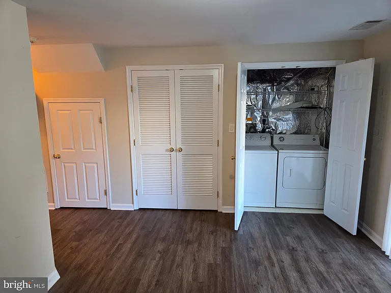 5504 Sacramento Mews Pl — Photo 34