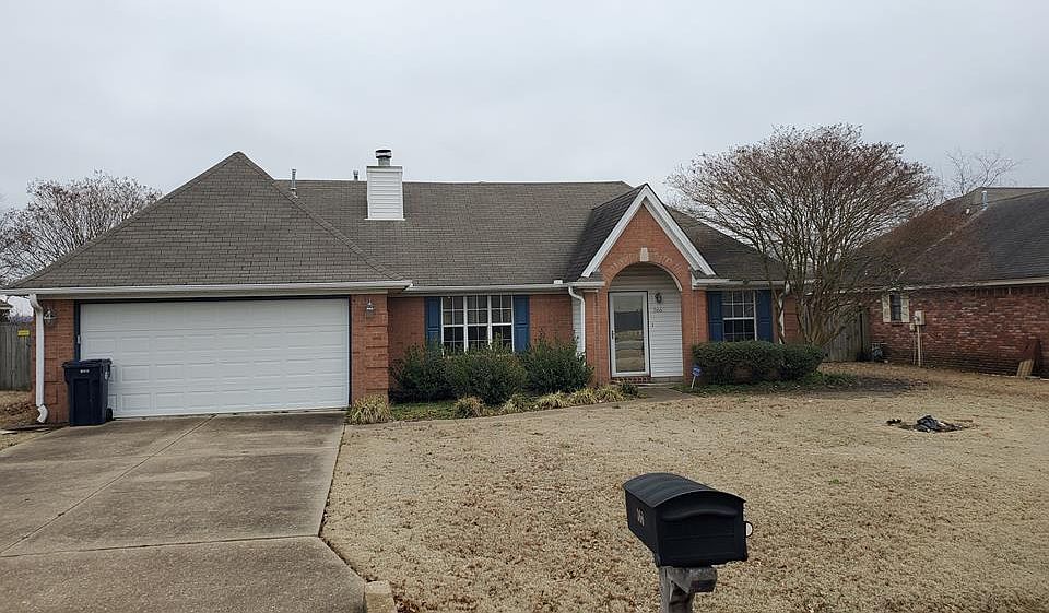 1st image of 366 Southwind Dr