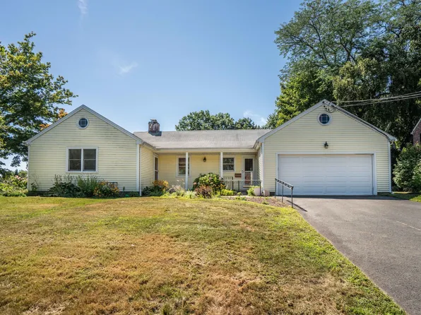 3 Staples Place, West Hartford, CT 06107