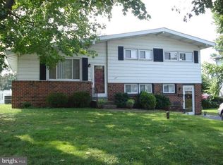 121 Yellowstone Rd, Plymouth Meeting, PA 19462