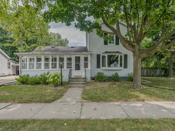 326 S Summit St, Appleton, WI 54914