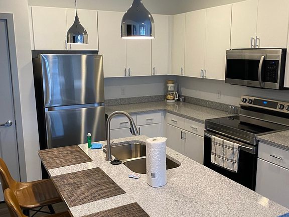 4th image of 5194 Bridewell St