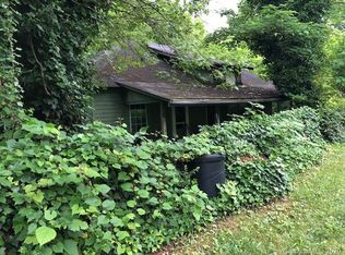 11 Elk Mountain Pl, Asheville, NC 28804