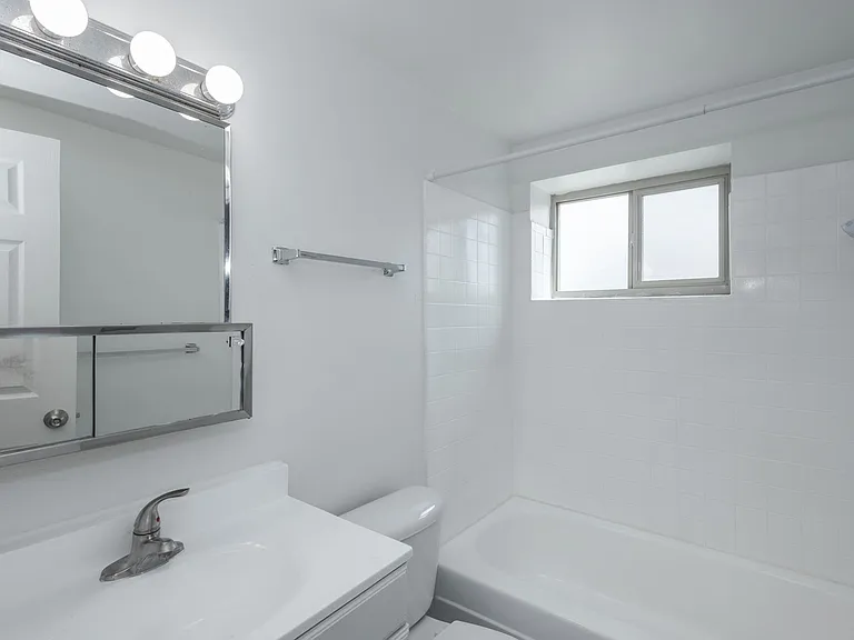 Dexter Street Apartments — Photo 51