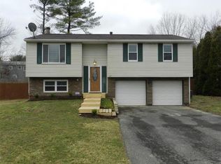409 Mary St, Cranberry Township, PA 16066