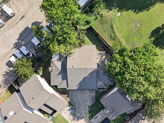 5th image of 210 & 212 Saint Marys Pl