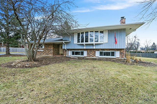 1st image of 15060 W Clover Ln