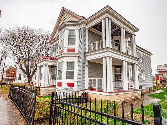 3rd image of 39 Jackson Ave