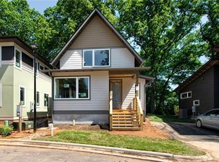 11 Mauricet Ln, Asheville, NC 28806