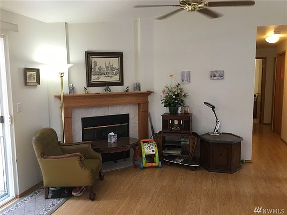 5th image of 11604 37th Avenue Ct NW