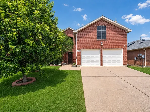 1060 Westbrook Ct, Grand Prairie, TX 75052