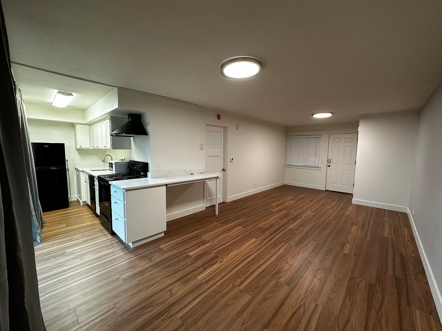 1 bed, 550 sqft, $1,425 — Photo 1