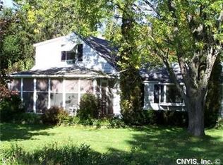 2571 W Brutus St, Weedsport, NY 13166