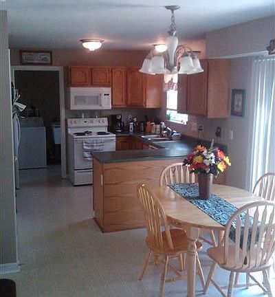 3rd image of 6568 Fayetta Dr