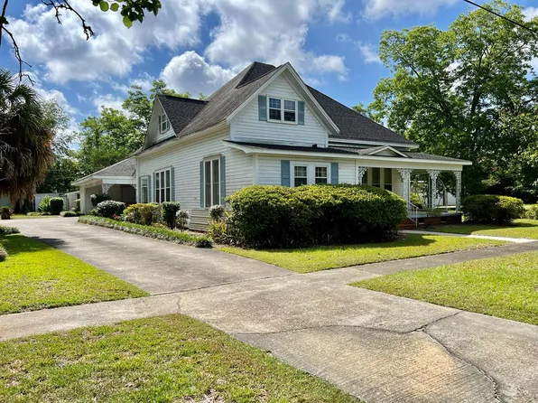 266 N Commerce St, Slocomb, AL 36375